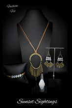 Load image into Gallery viewer, Sunset Sightings May 2021 Fashion Fix